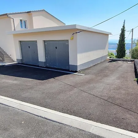 Family And Pet Friendly Frankopan Croatia Apartmán *