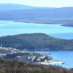 Apartment Family And Pet Friendly Frankopan Croatia Šmrika
