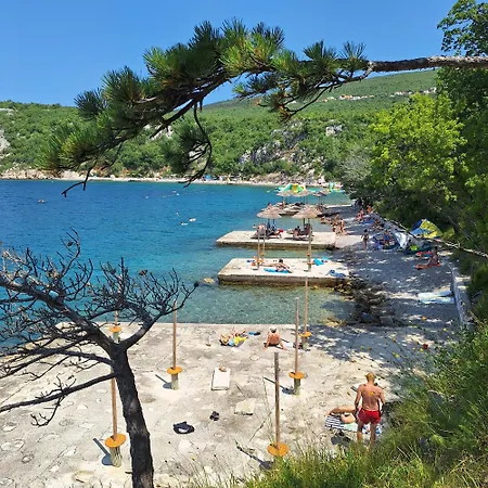 Family And Pet Friendly Frankopan Croatia Appartement *