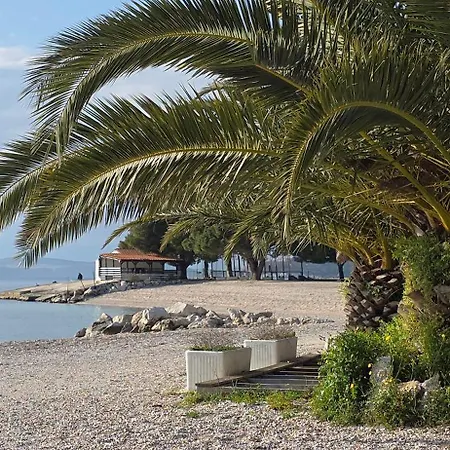 Family And Pet Friendly Frankopan Croatia *