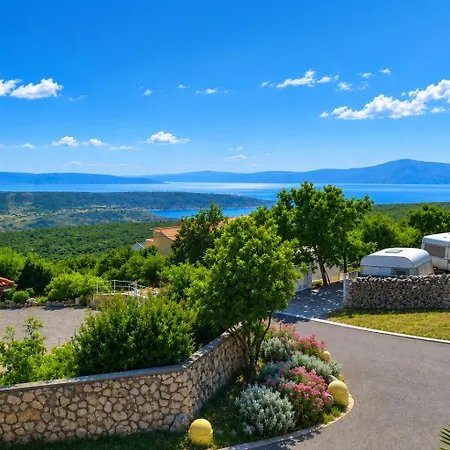 Family And Pet Friendly Frankopan Croatia שמריקה