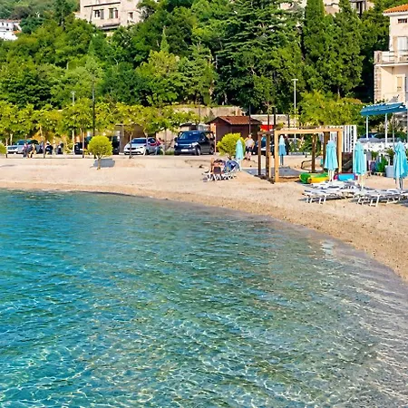 Family And Pet Friendly Frankopan Croatia * Smrika