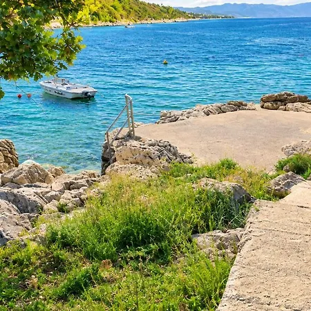 Family And Pet Friendly Frankopan Croatia Apartment *
