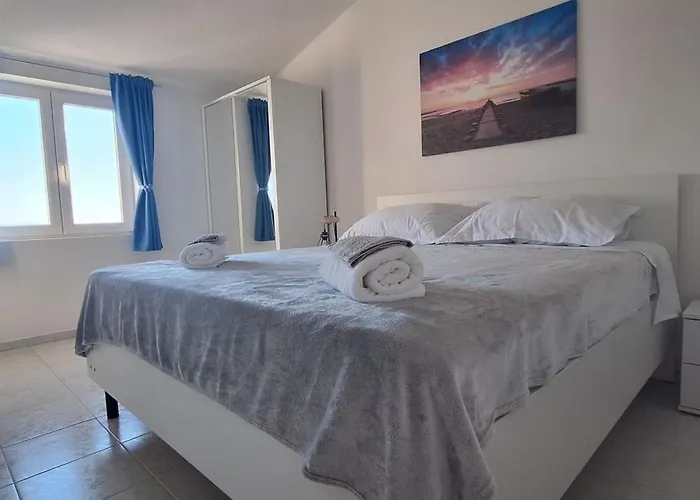 Family And Pet Friendly Frankopan Croatia * Šmrika