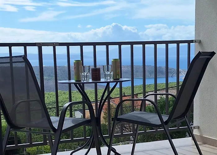 Family And Pet Friendly Frankopan Croatia Šmrika